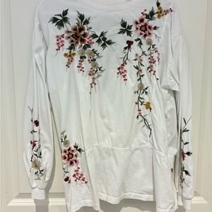 Johnny Was Floral Embroidered White Women's Tee